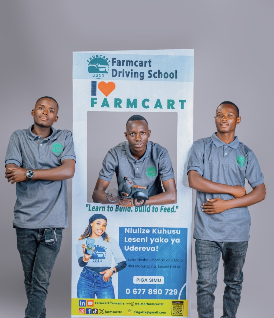 Wakufunzi wa Farmcart na onyesho la matangazo la shule